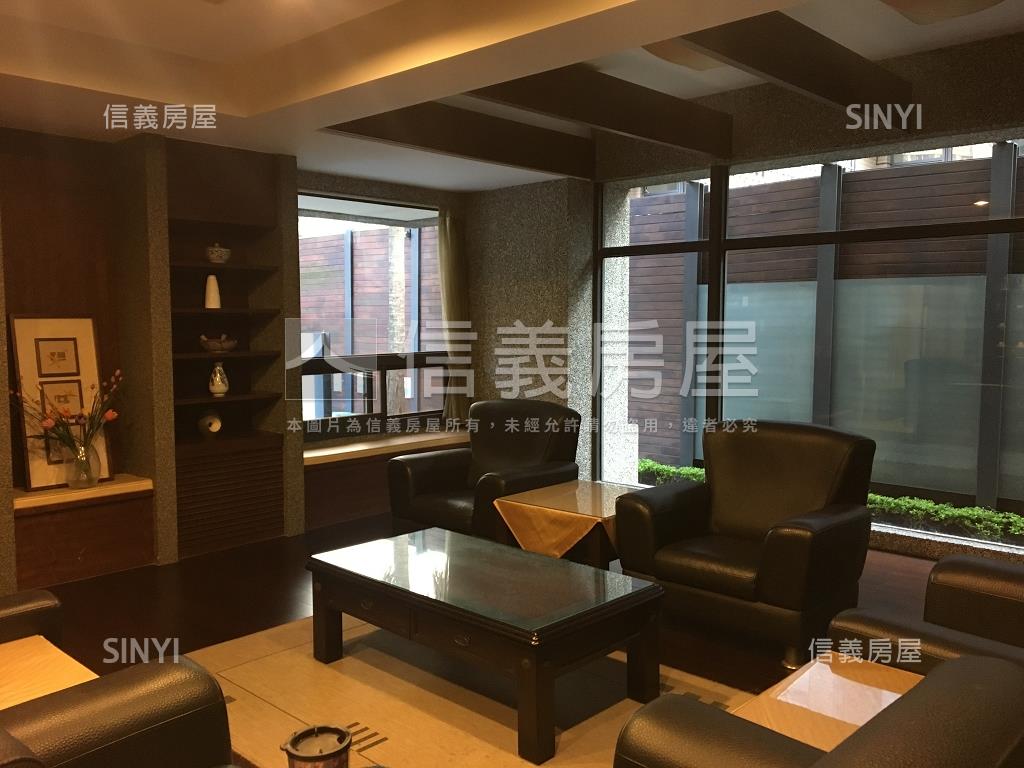 順天中港菁英僅此一戶！房屋室內格局與周邊環境