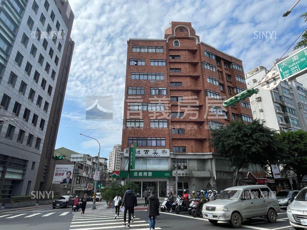 士林大南路稀有廠辦房屋室內格局與周邊環境