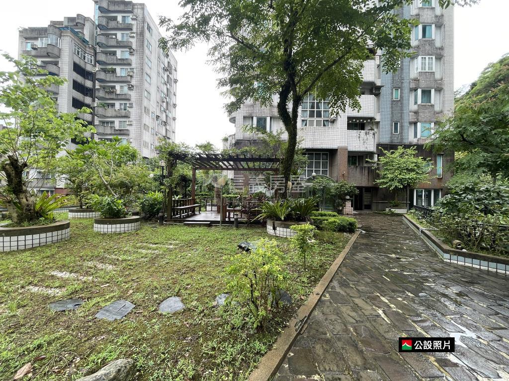 碧嵐大地樓中樓房屋室內格局與周邊環境