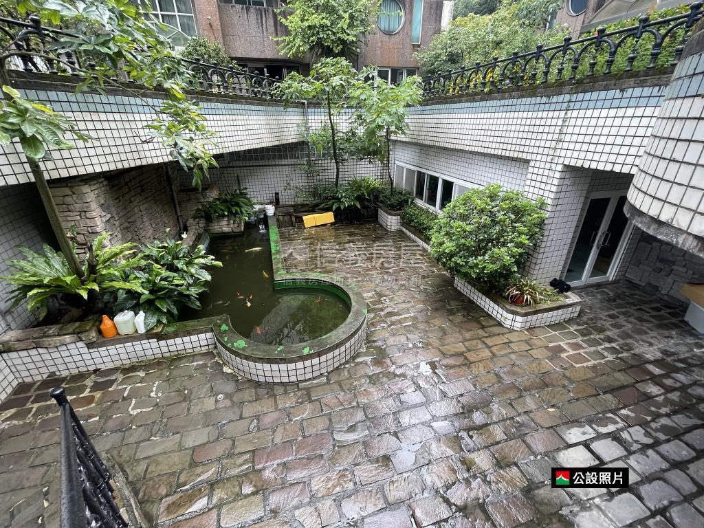 碧嵐大地樓中樓房屋室內格局與周邊環境