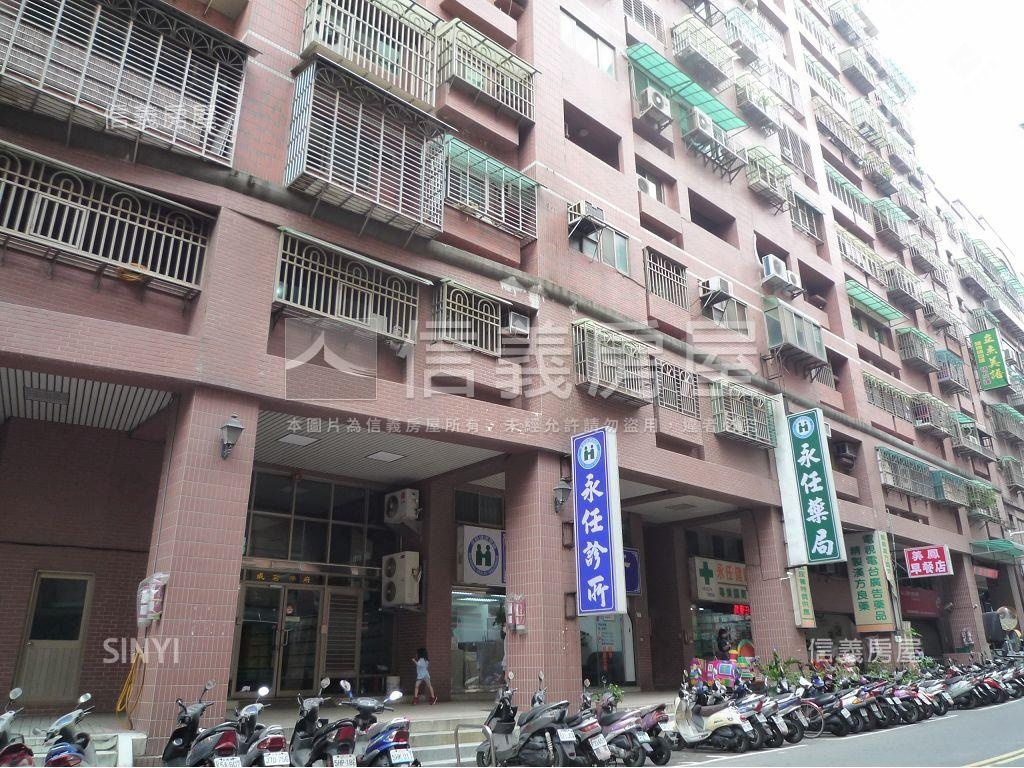 成名學府景觀美二房車位房屋室內格局與周邊環境