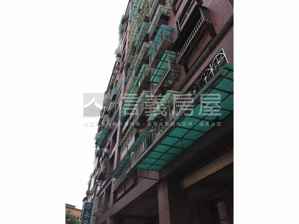 成名學府景觀美二房車位房屋室內格局與周邊環境