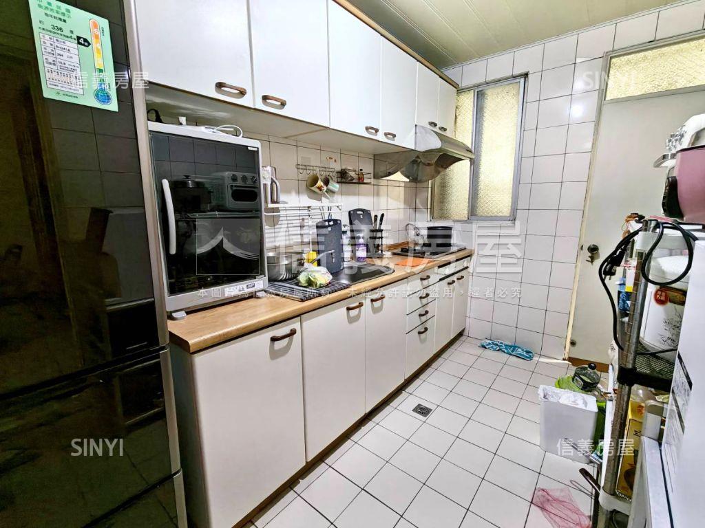 內湖方正美麗三樓房屋室內格局與周邊環境