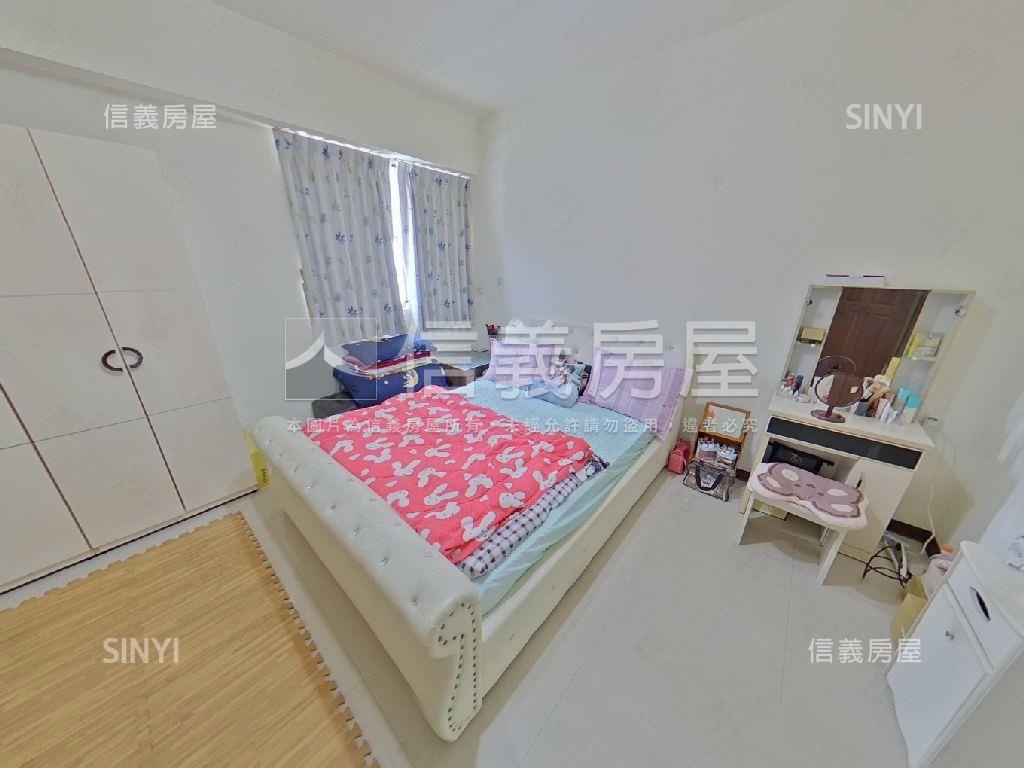 稀有！社區型美別墅超級讚房屋室內格局與周邊環境