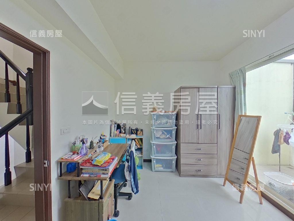 稀有！社區型美別墅超級讚房屋室內格局與周邊環境