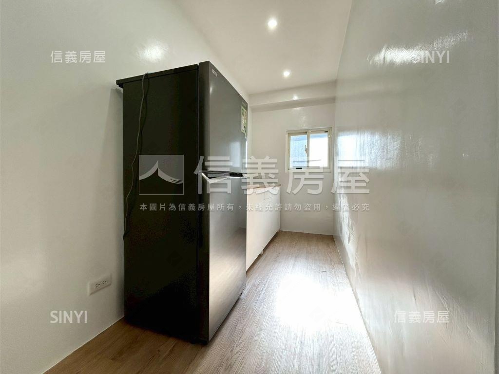 近未來捷運˙美裝大空間房屋室內格局與周邊環境