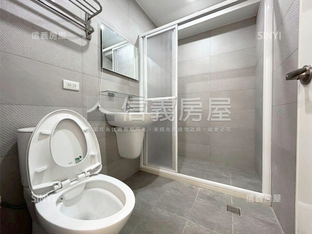 近未來捷運˙美裝大空間房屋室內格局與周邊環境