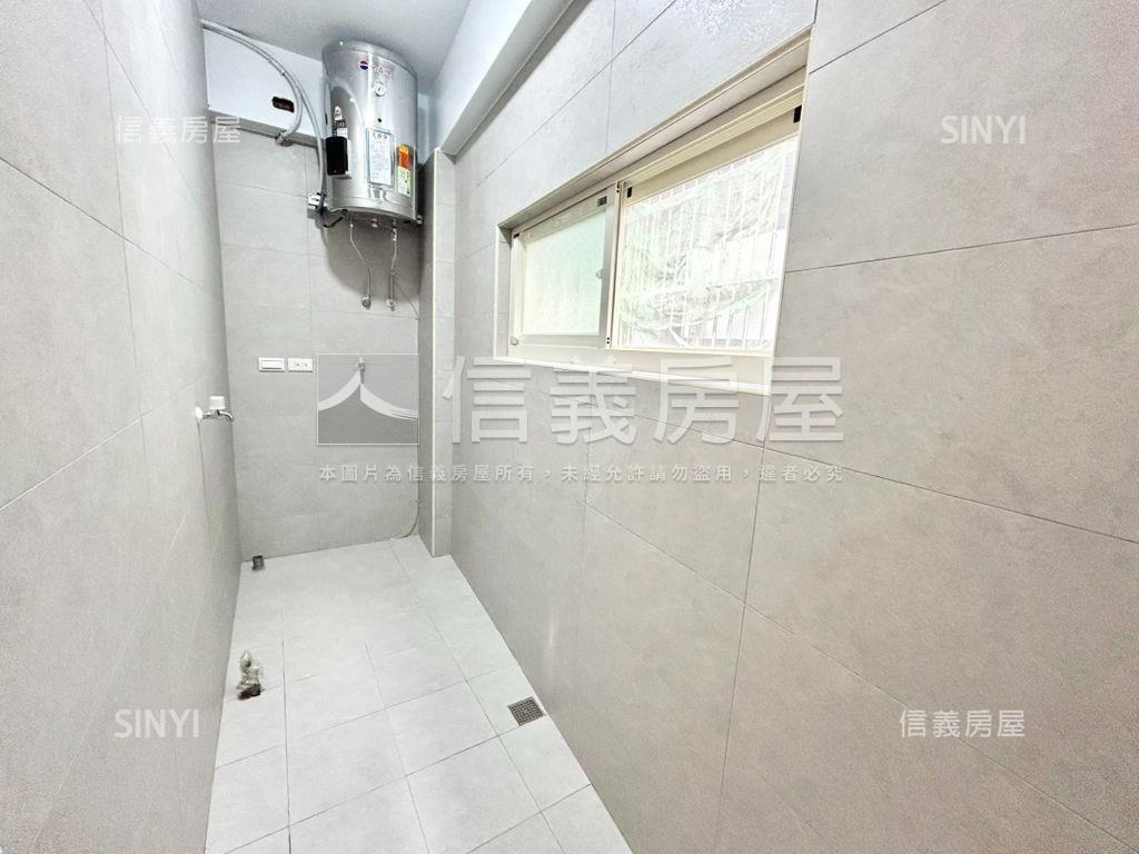 近未來捷運˙美裝大空間房屋室內格局與周邊環境