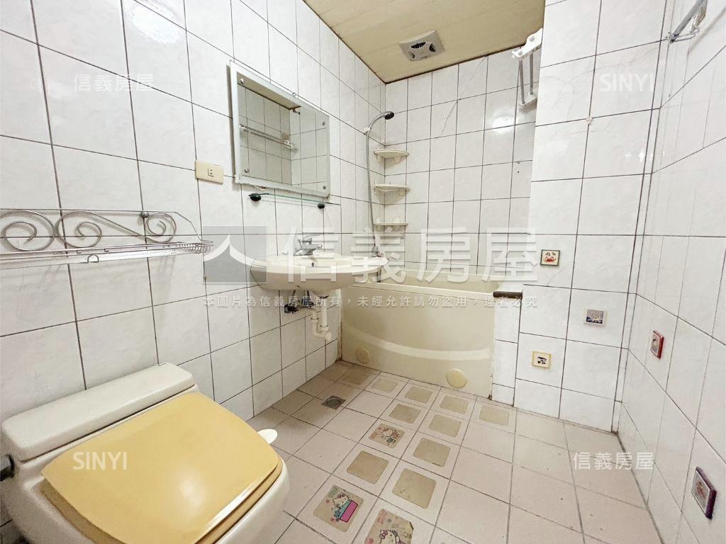 奇岩經典兩房電梯房屋室內格局與周邊環境