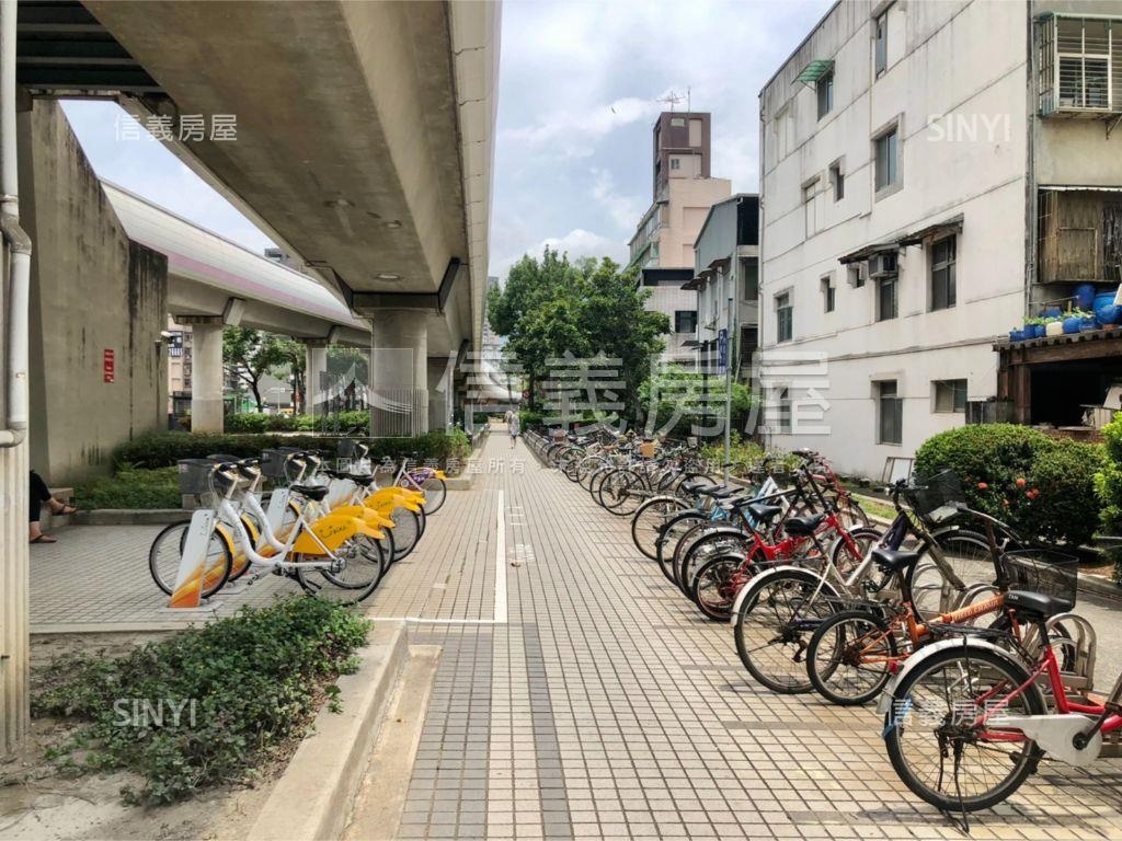 奇岩經典兩房電梯房屋室內格局與周邊環境