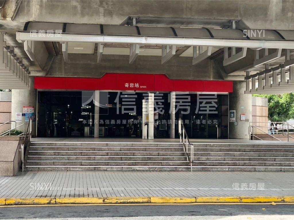 奇岩經典兩房電梯房屋室內格局與周邊環境