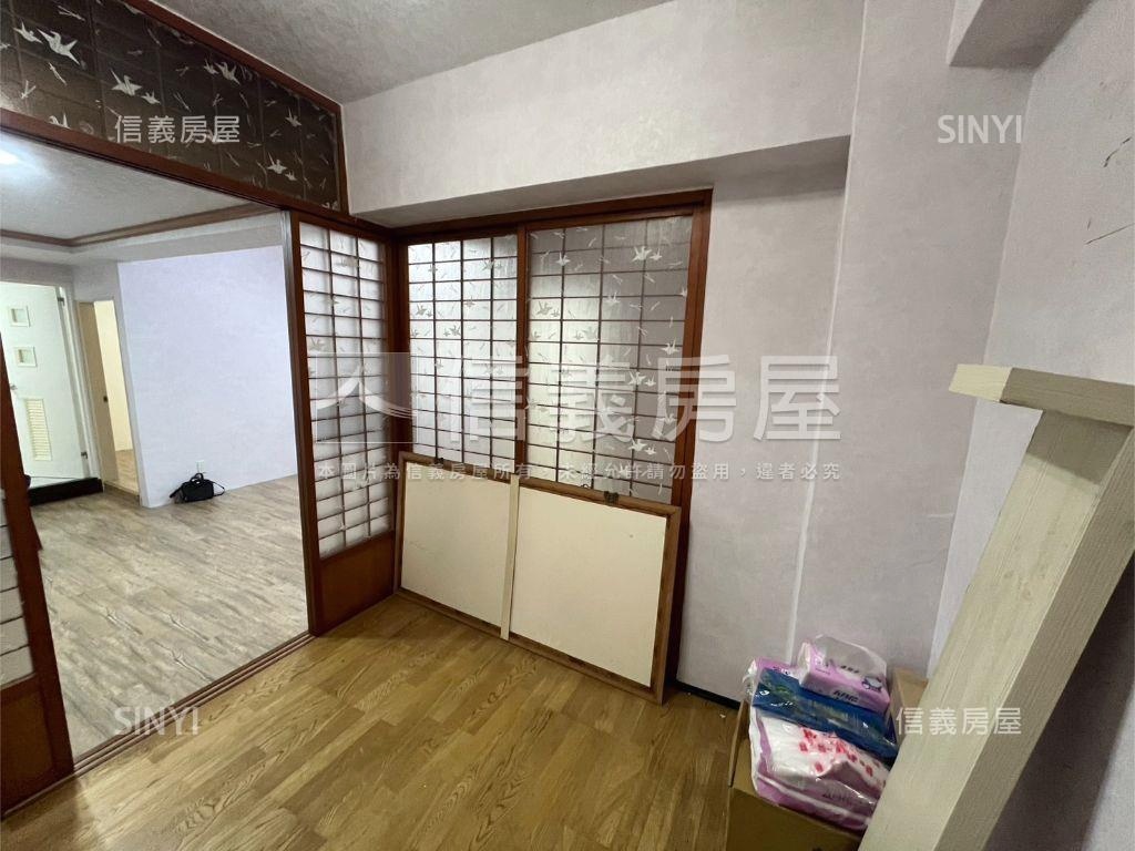 暖暖２＋１華廈房屋室內格局與周邊環境