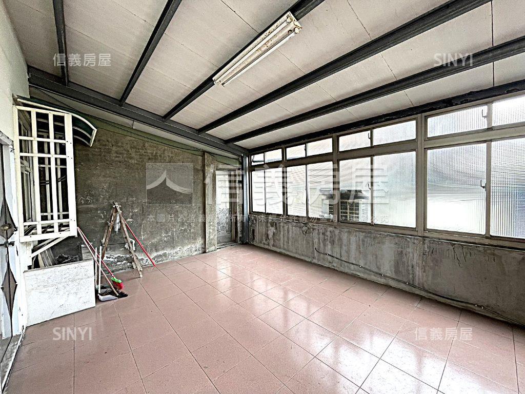 方正大空間成家美屋房屋室內格局與周邊環境