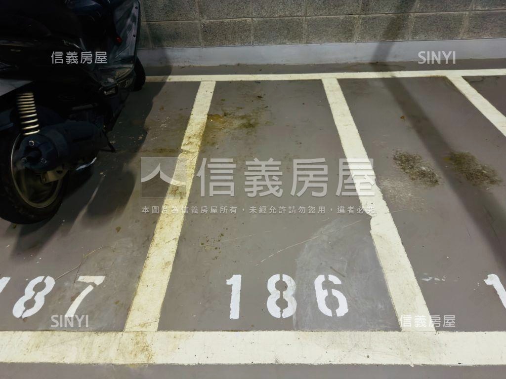 ＡＩ特區稀有景觀大樓房屋室內格局與周邊環境