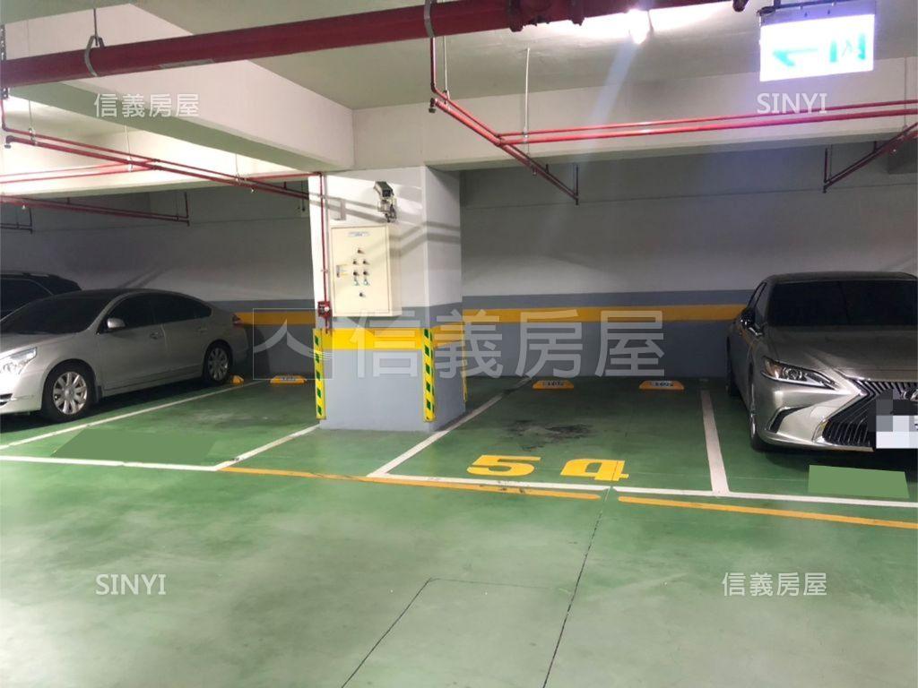 寶石帝王上品苑四房雙車位房屋室內格局與周邊環境