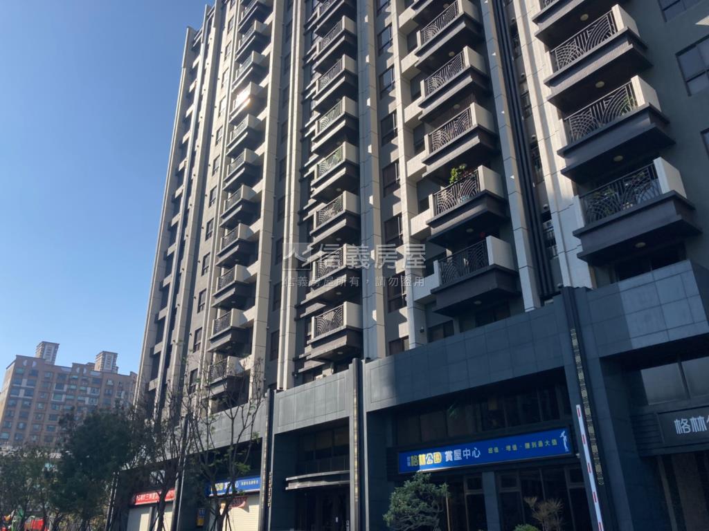 格林公園兩房有車位房屋室內格局與周邊環境