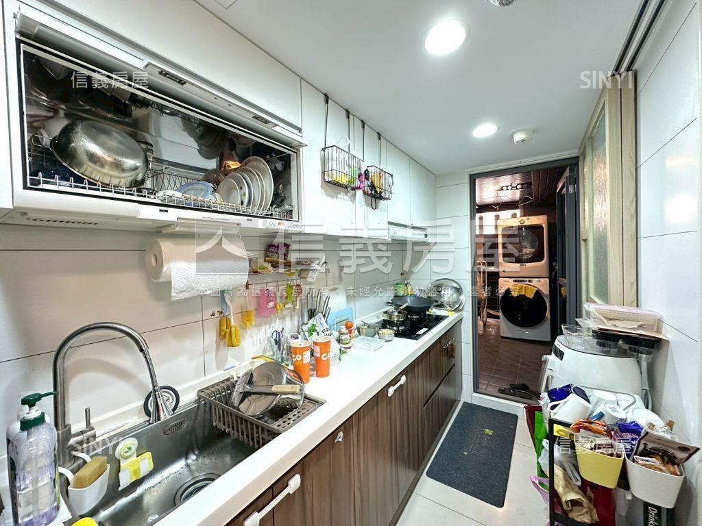 誠售｜昭揚家大二房車位房屋室內格局與周邊環境