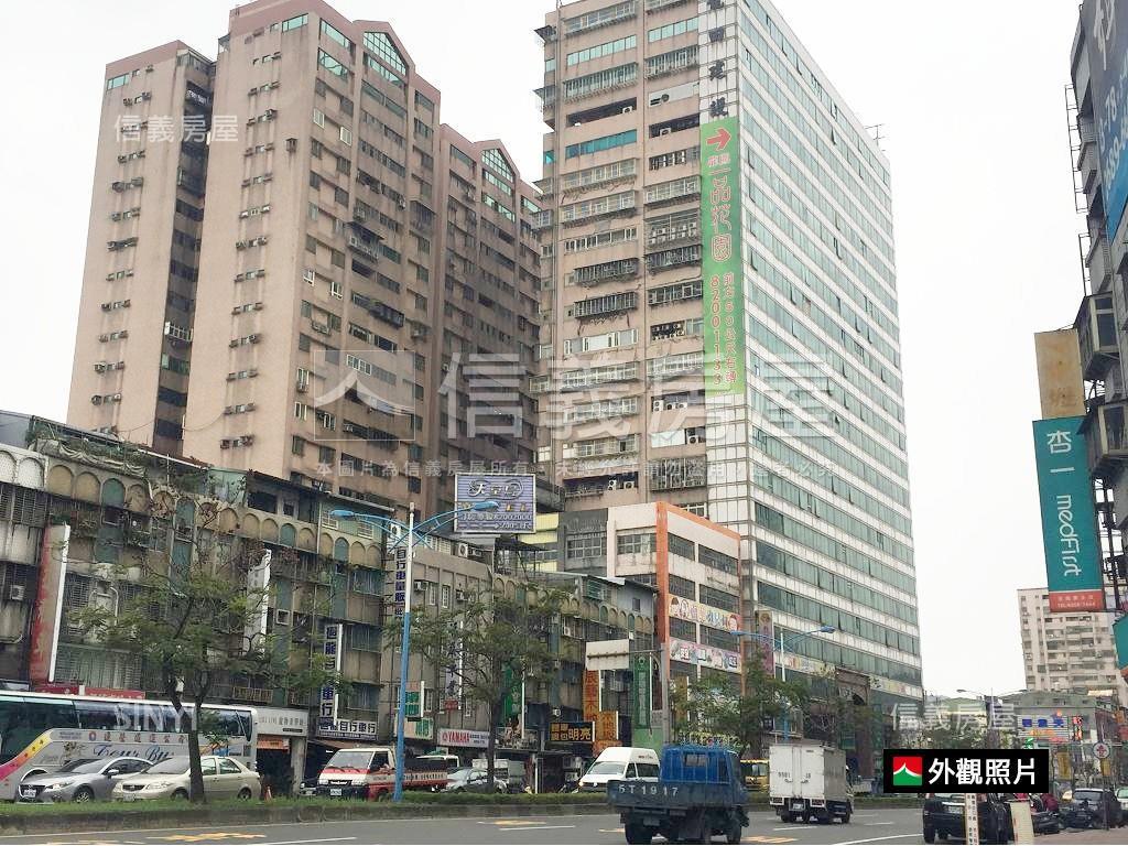 專任．捷運約５５０米大樓房屋室內格局與周邊環境