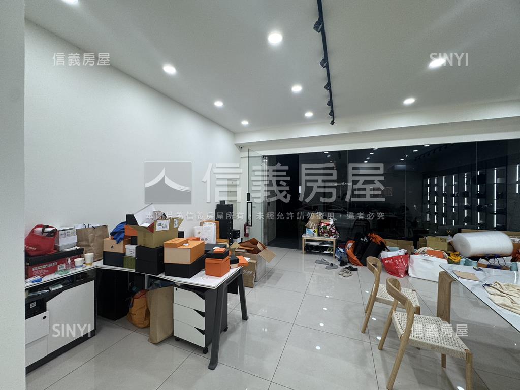 桃園平鎮臨未來捷運鉑金店房屋室內格局與周邊環境