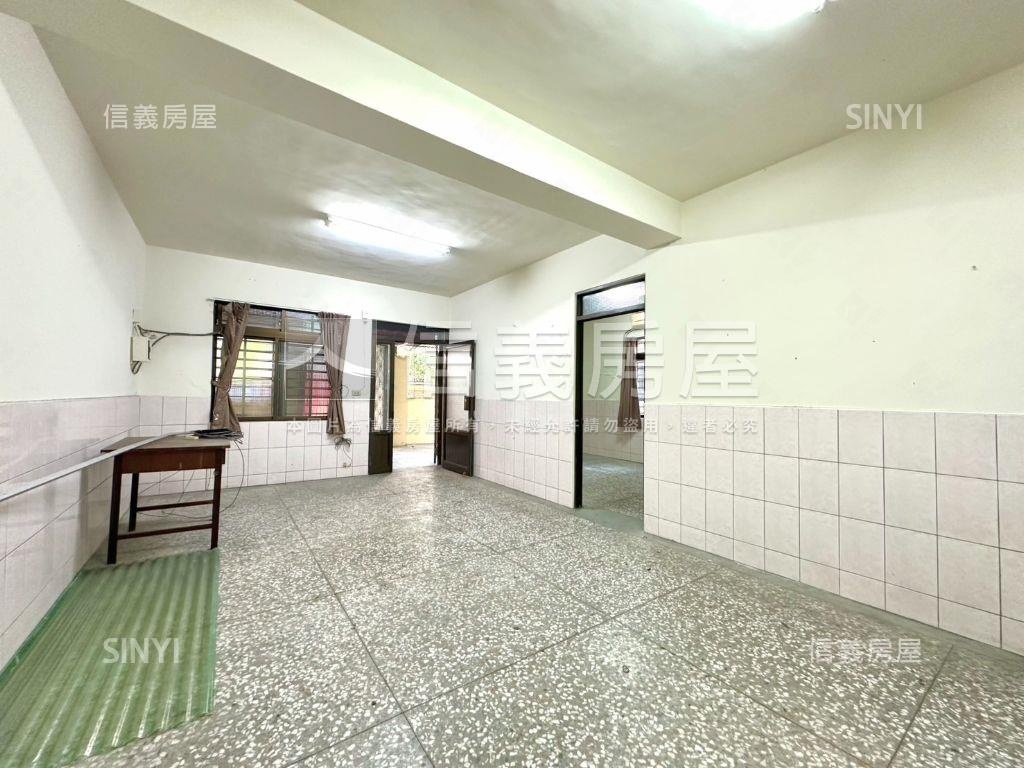 逢甲西安街大地坪透天房屋室內格局與周邊環境