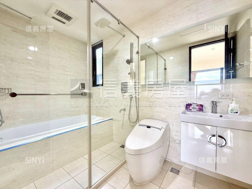 國賓稀有景觀四房雙車位房屋室內格局與周邊環境