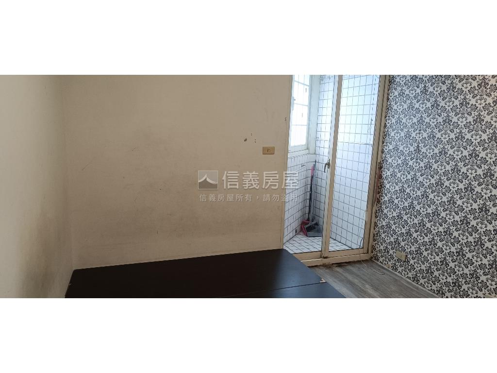中山國小站首都邊間美居房屋室內格局與周邊環境