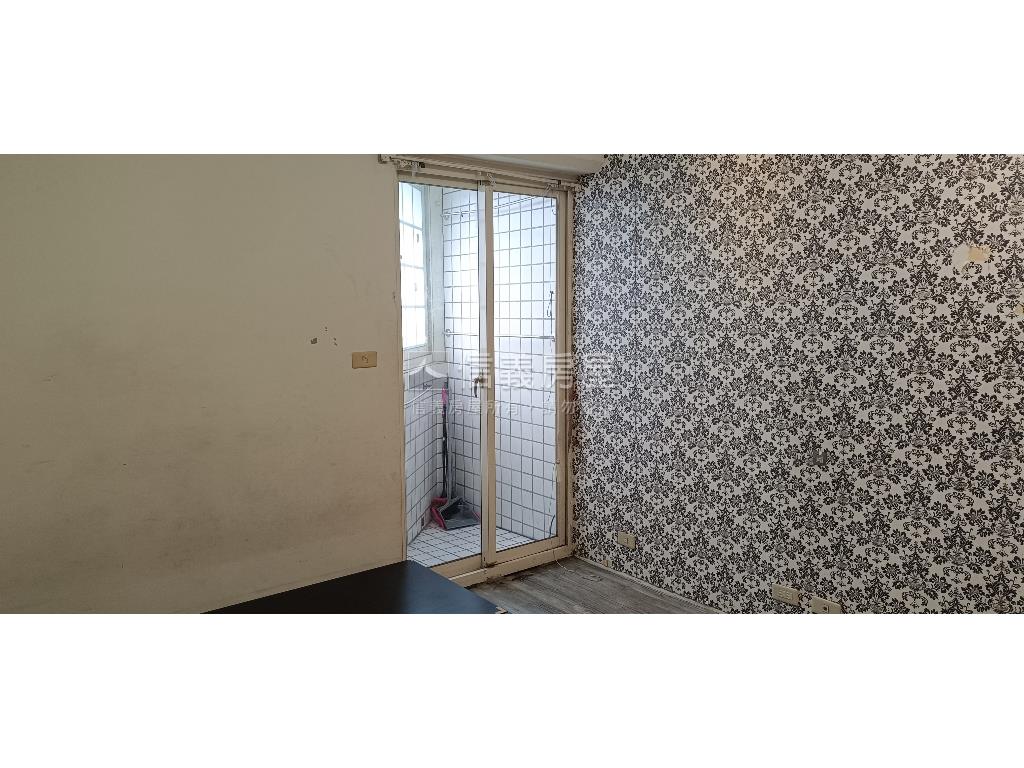 中山國小站首都邊間美居房屋室內格局與周邊環境
