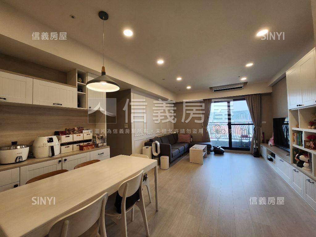專任經國翫四房雙車位房屋室內格局與周邊環境