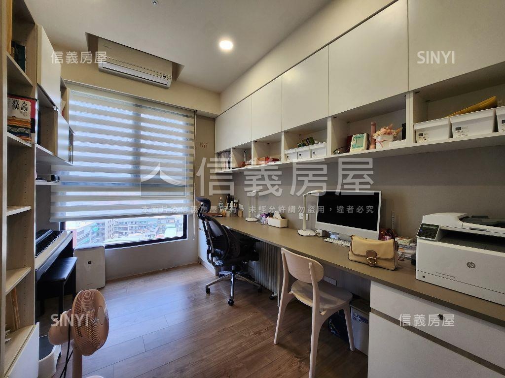 專任經國翫四房雙車位房屋室內格局與周邊環境