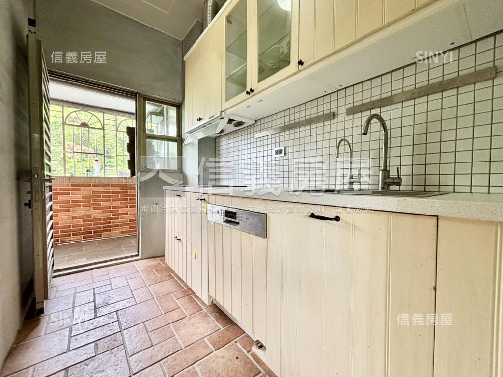 深坑綠意兩房房屋室內格局與周邊環境