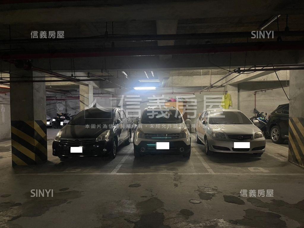 劍橋特區書香氣息三房平車房屋室內格局與周邊環境
