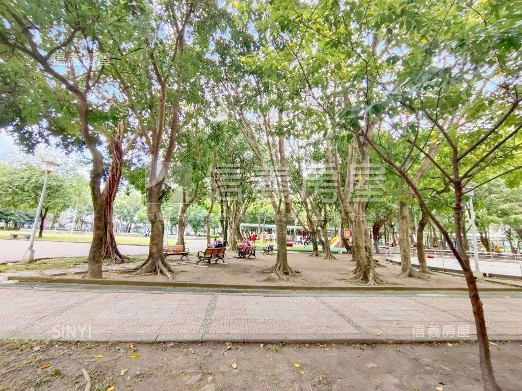 ★新接公園賞★有平面車位房屋室內格局與周邊環境