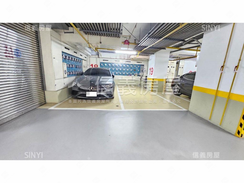 敦南藍天高樓★附車位房屋室內格局與周邊環境