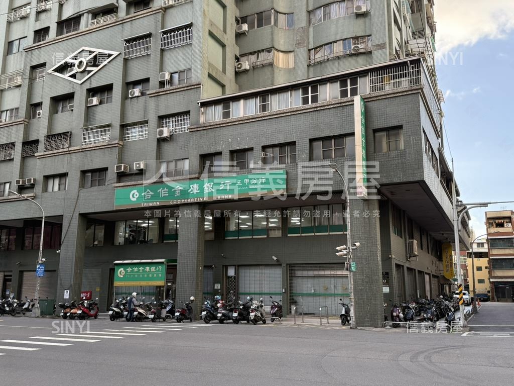 五甲正路百坪合作金庫房屋室內格局與周邊環境