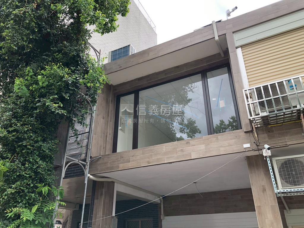 梅川園道稀有首排綠意透天房屋室內格局與周邊環境