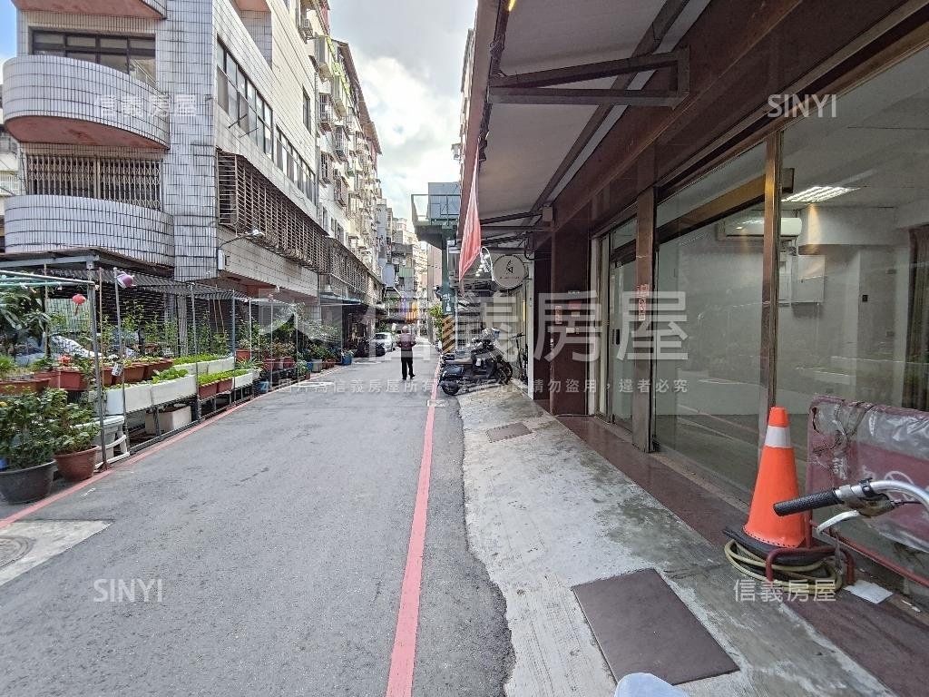 湧蓮寺商圈店面房屋室內格局與周邊環境