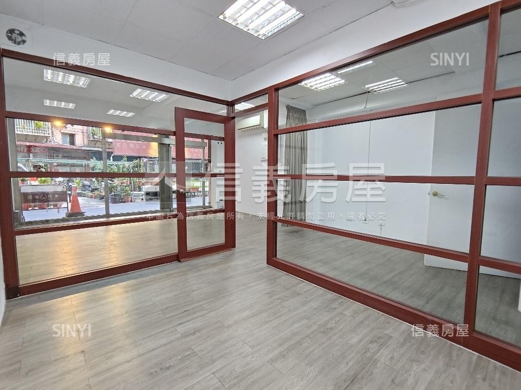 湧蓮寺商圈店面房屋室內格局與周邊環境