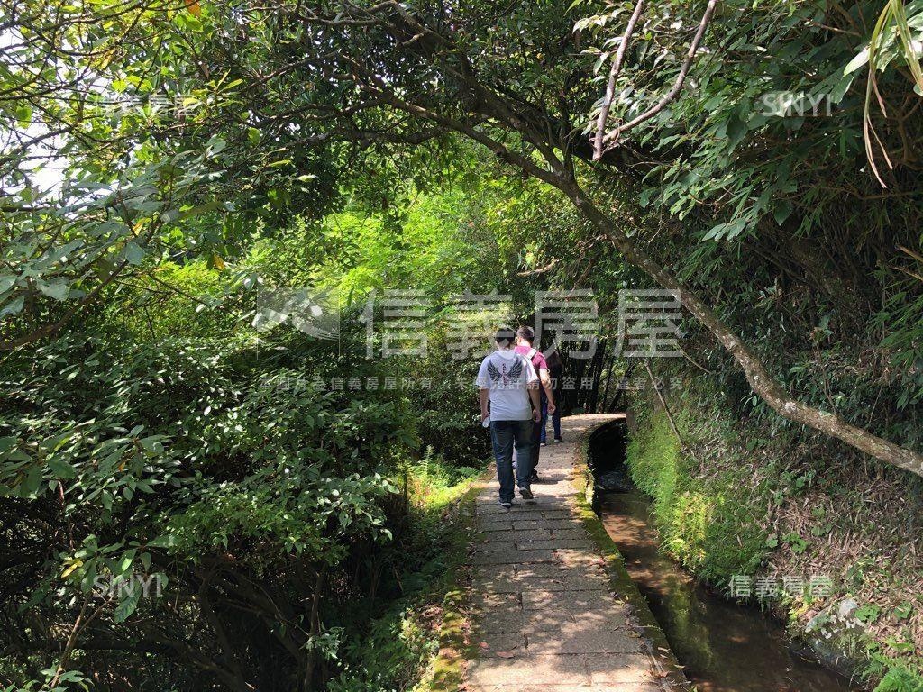 陽明山公園幽靜好地房屋室內格局與周邊環境