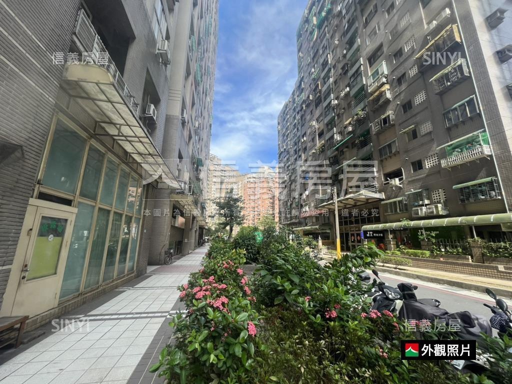 國泰醫院商圈挑高店辦房屋室內格局與周邊環境