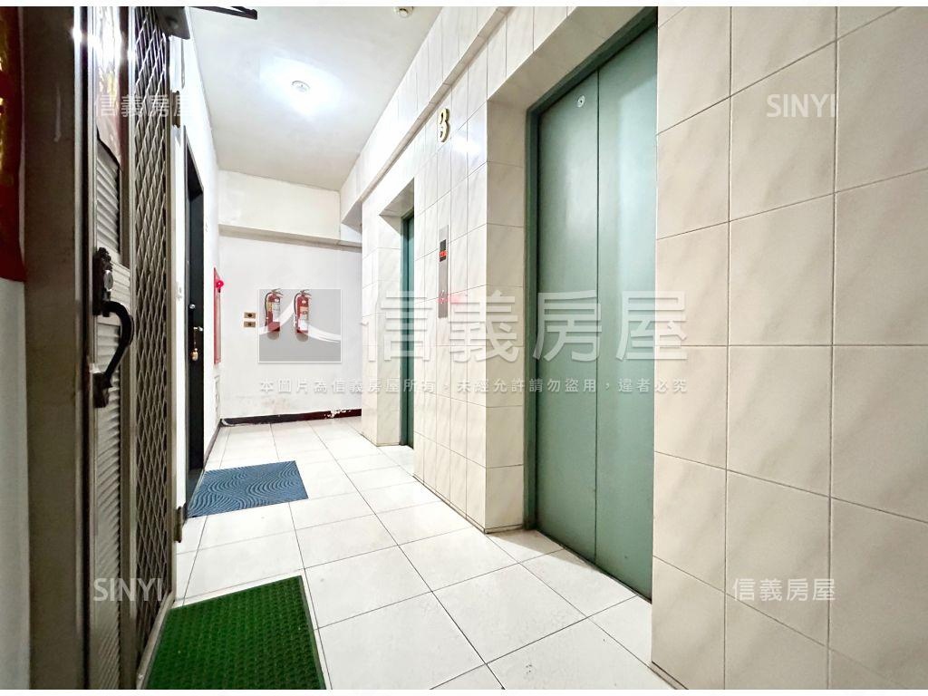 亞灣區三房雙平車稀有釋出房屋室內格局與周邊環境