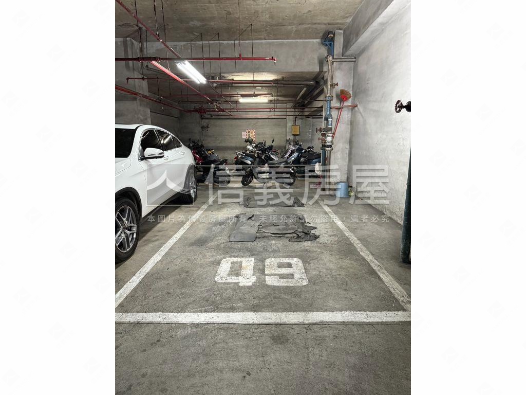 亞灣區三房雙平車稀有釋出房屋室內格局與周邊環境