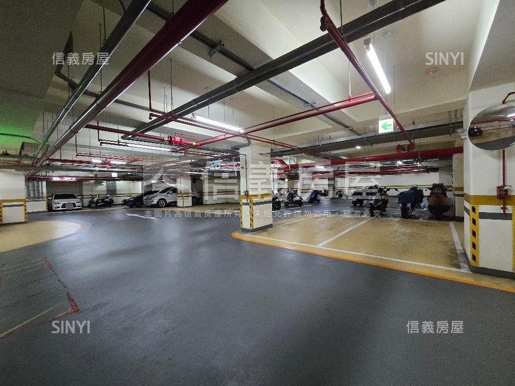 玉子園視野優美三房車位房屋室內格局與周邊環境