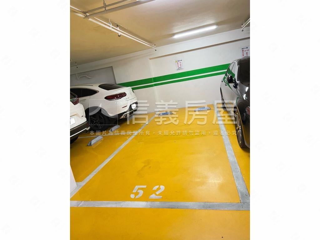 台北橋捷運大兩房坡平車位房屋室內格局與周邊環境