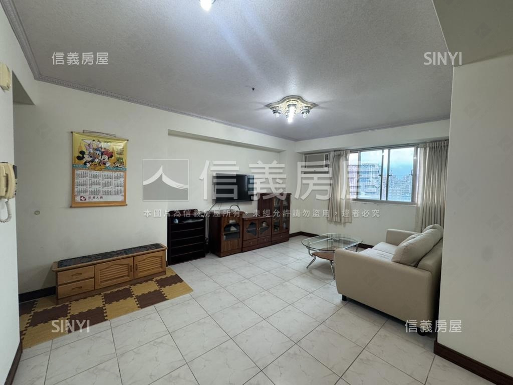 寶石邊間高樓電梯兩房房屋室內格局與周邊環境