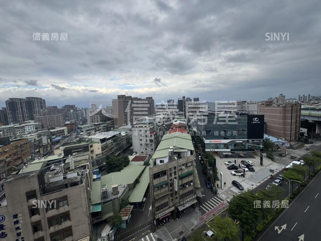 寶石邊間高樓電梯兩房房屋室內格局與周邊環境