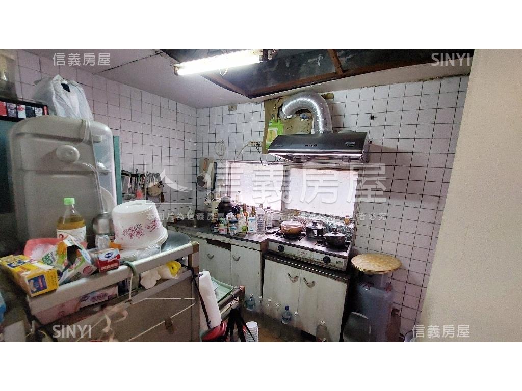 萬隆２樓捷運宅房屋室內格局與周邊環境