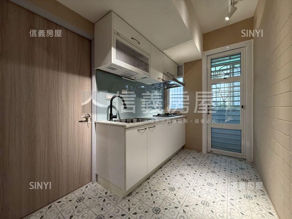 近文山特區美三房房屋室內格局與周邊環境