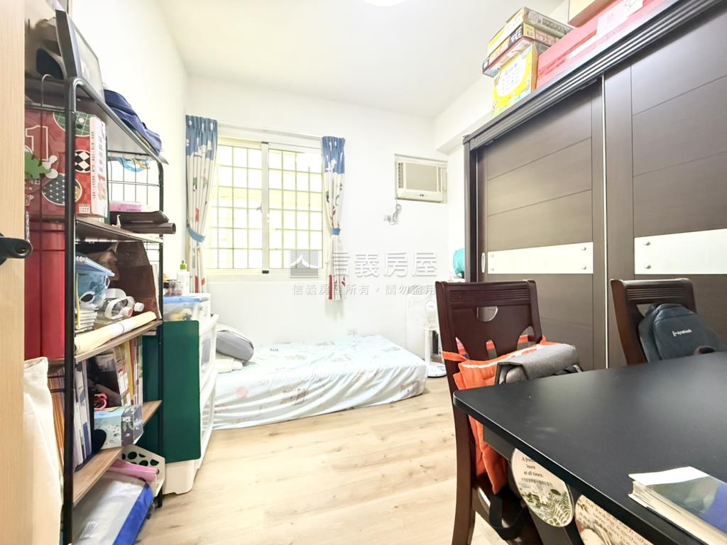 山燕松濤｜邊間三房附車位房屋室內格局與周邊環境