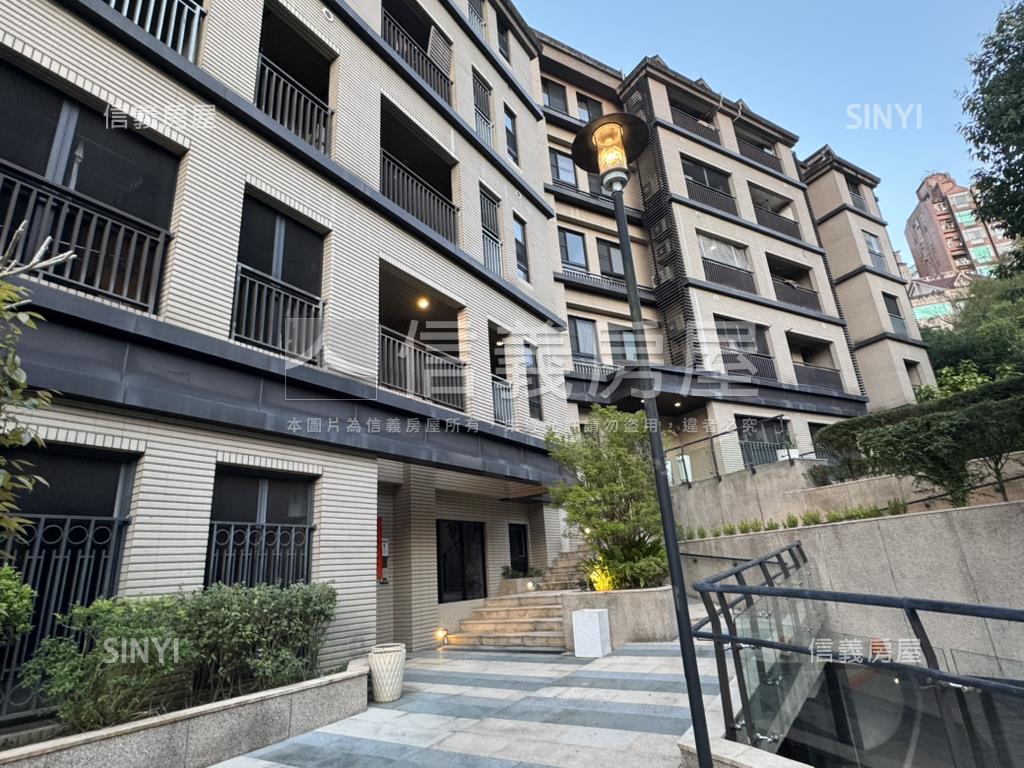 史丹佛庭園兩房加平面車位房屋室內格局與周邊環境