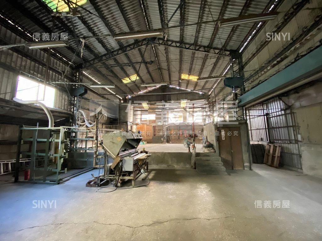安平工業區新仁路廠房房屋室內格局與周邊環境